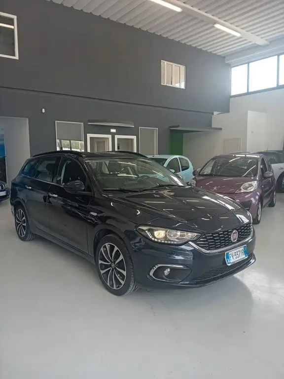 Photo 1 : Fiat Tipo 2019 Diesel