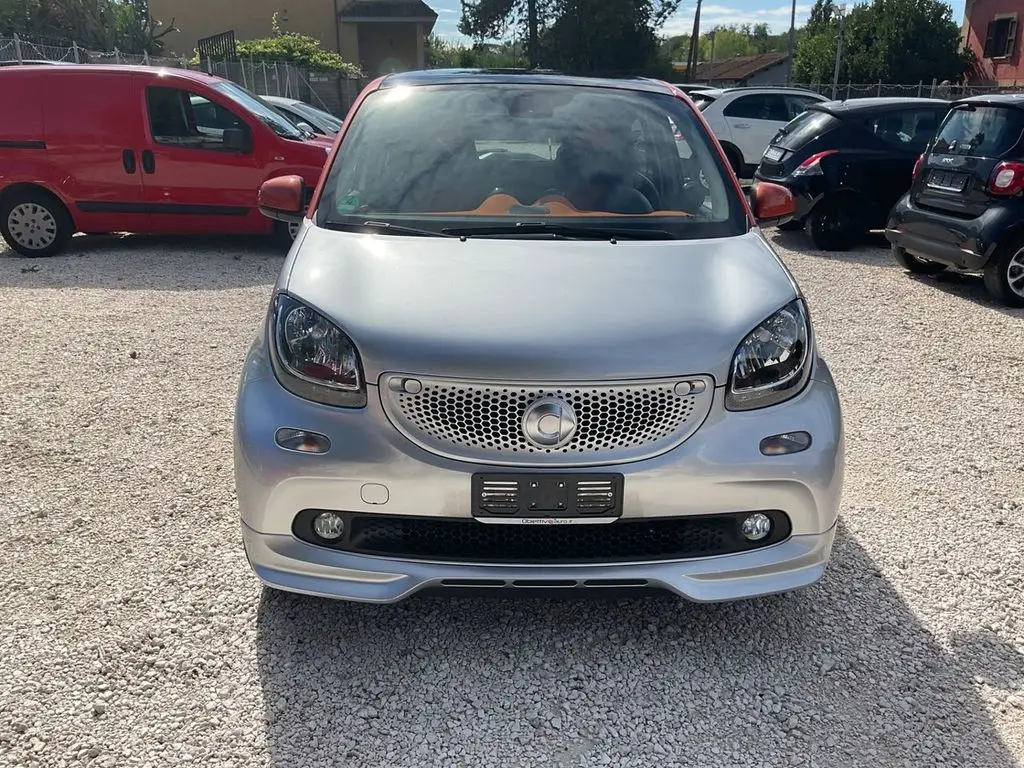 Photo 1 : Smart Forfour 2016 Essence