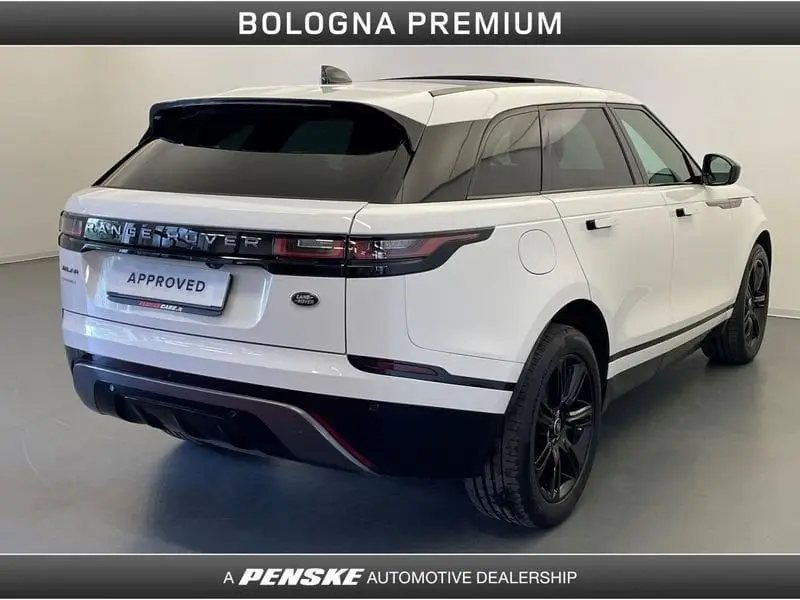 Photo 1 : Land Rover Range Rover Velar 2022 Hybrid