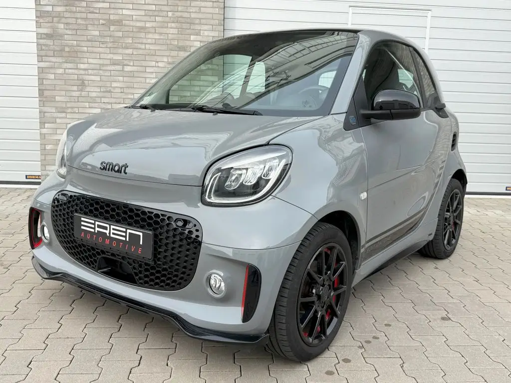 Photo 1 : Smart Fortwo 2020 Non renseigné