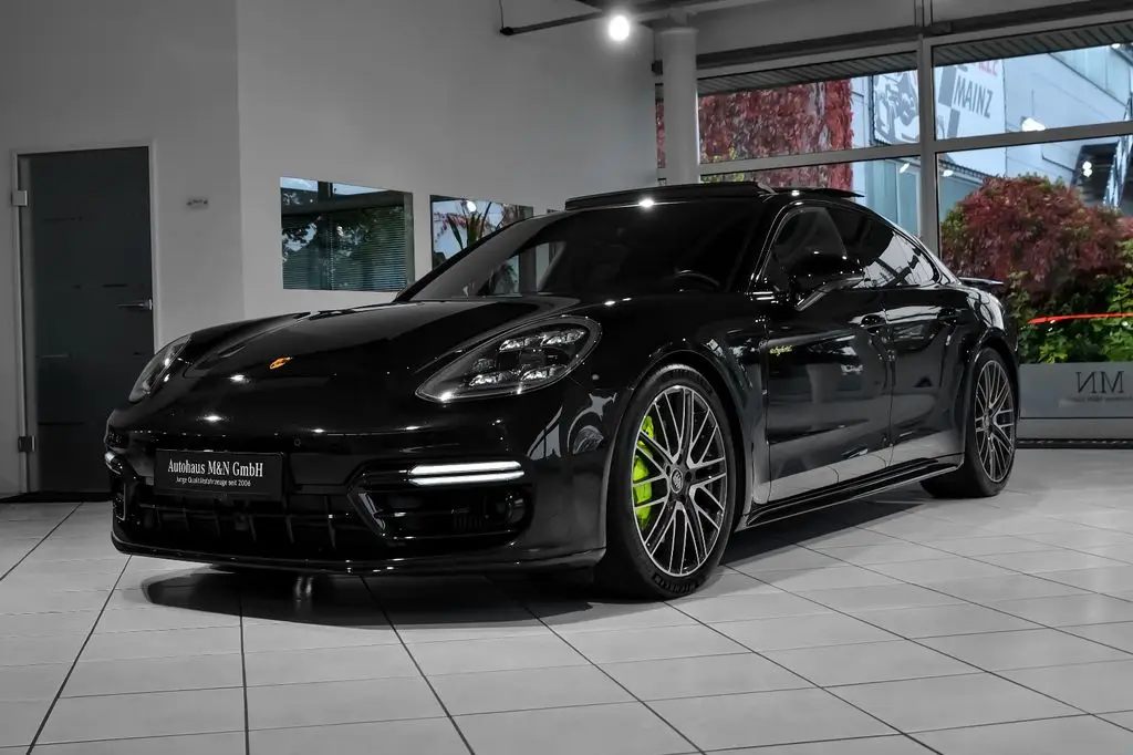 Photo 1 : Porsche Panamera 2021 Hybrid