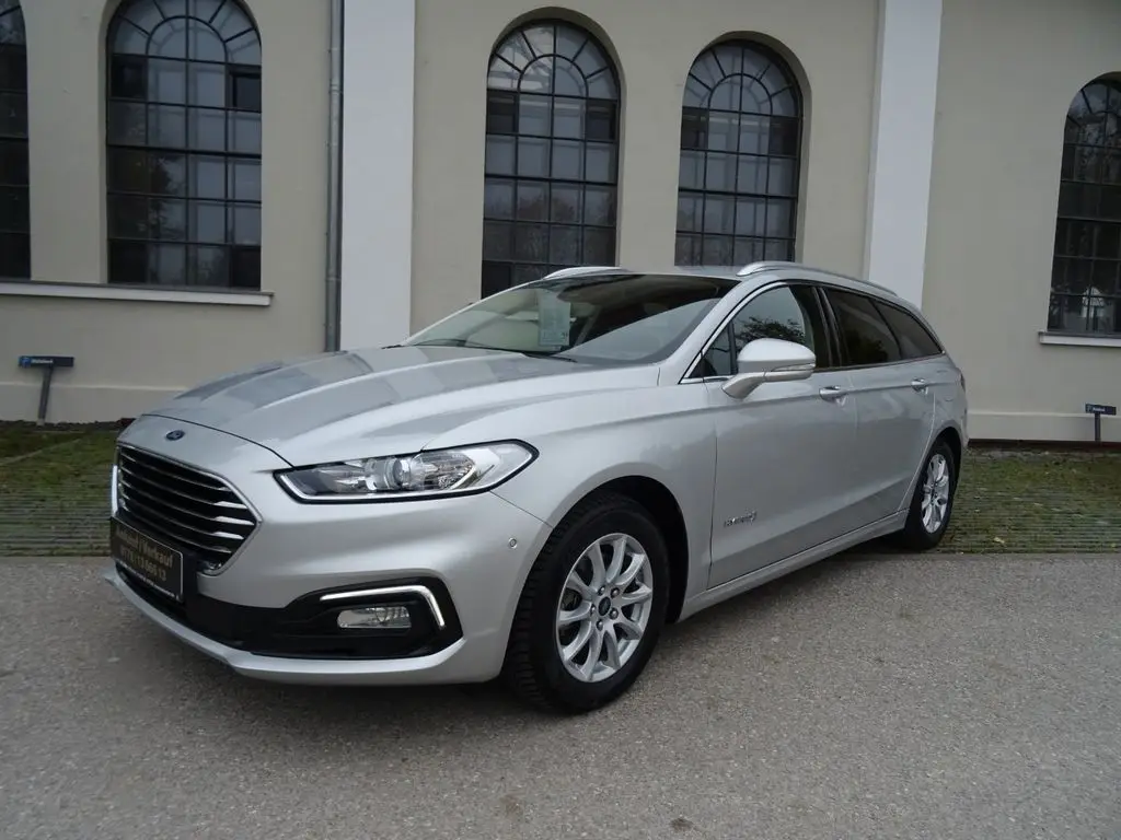 Photo 1 : Ford Mondeo 2019 Hybrid