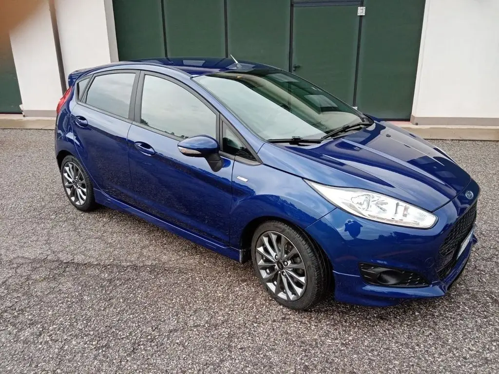 Photo 1 : Ford Fiesta 2016 Essence