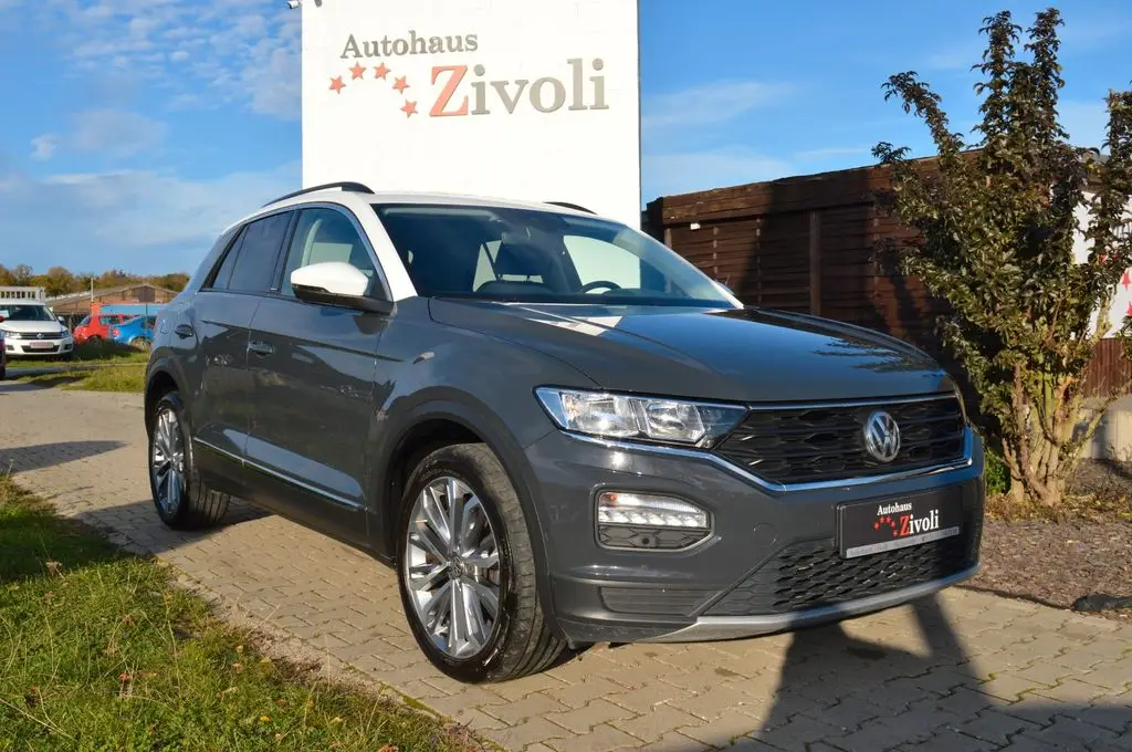 Photo 1 : Volkswagen T-roc 2020 Petrol