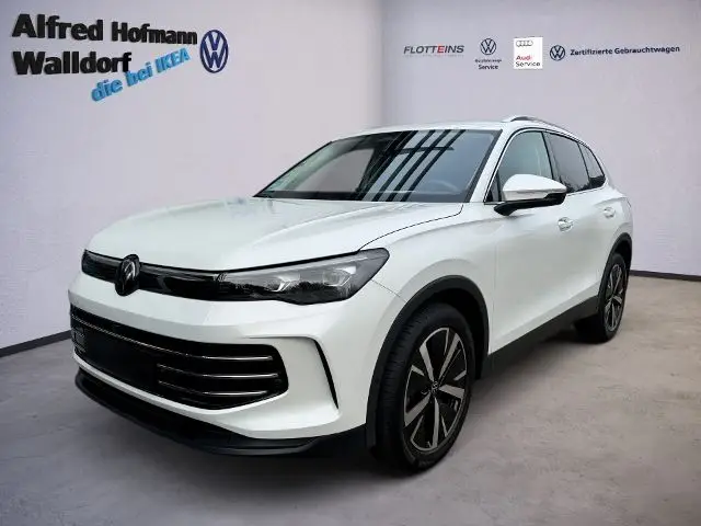 Photo 1 : Volkswagen Tiguan 2024 Petrol