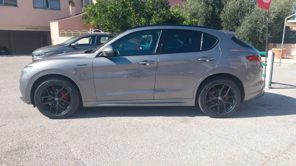 Photo 1 : Alfa Romeo Stelvio 2020 Diesel