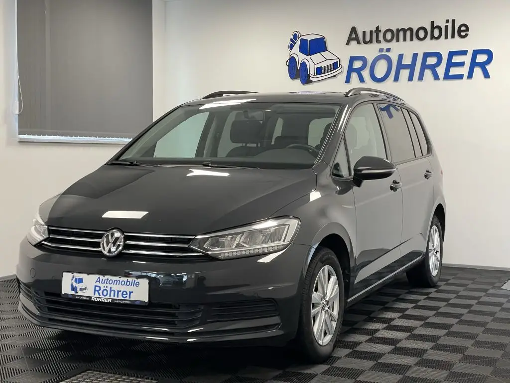 Photo 1 : Volkswagen Touran 2020 Essence