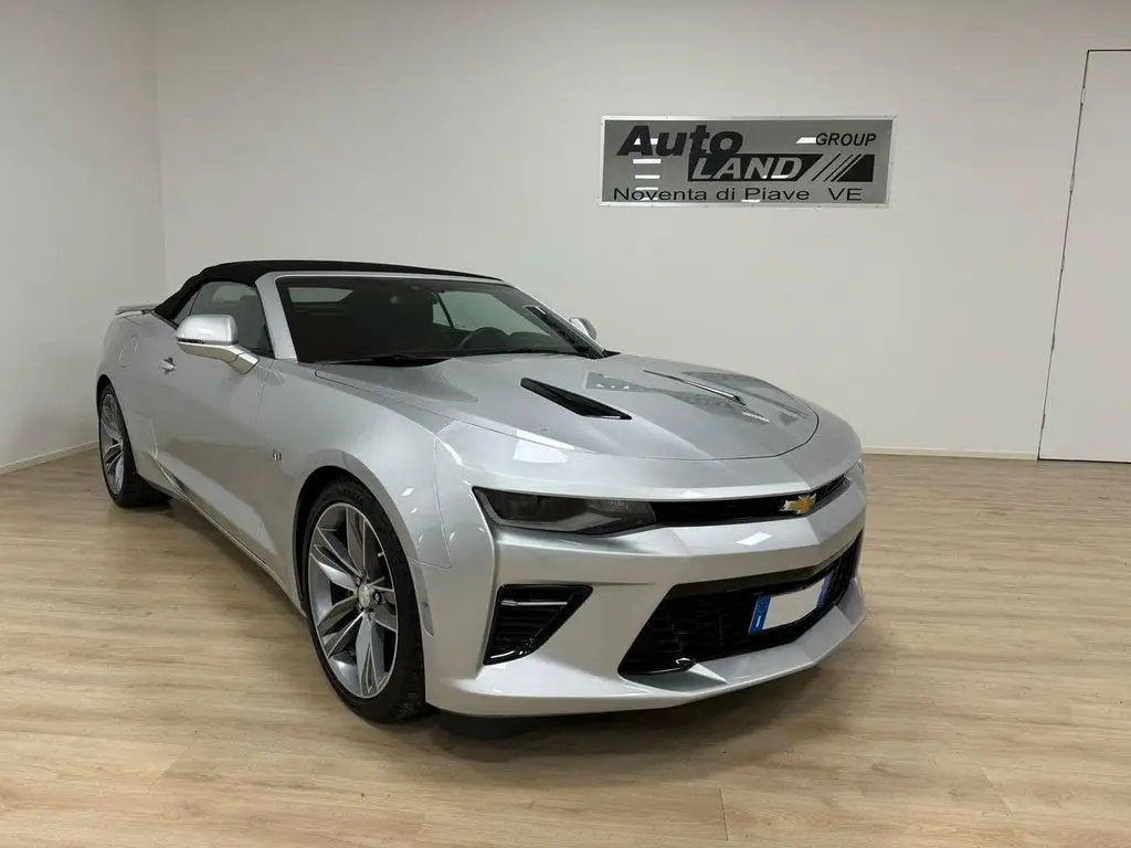 Photo 1 : Chevrolet Camaro 2018 Petrol