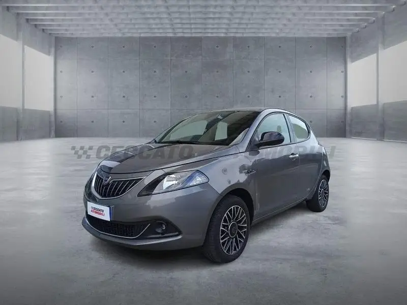 Photo 1 : Lancia Ypsilon 2024 Hybrid