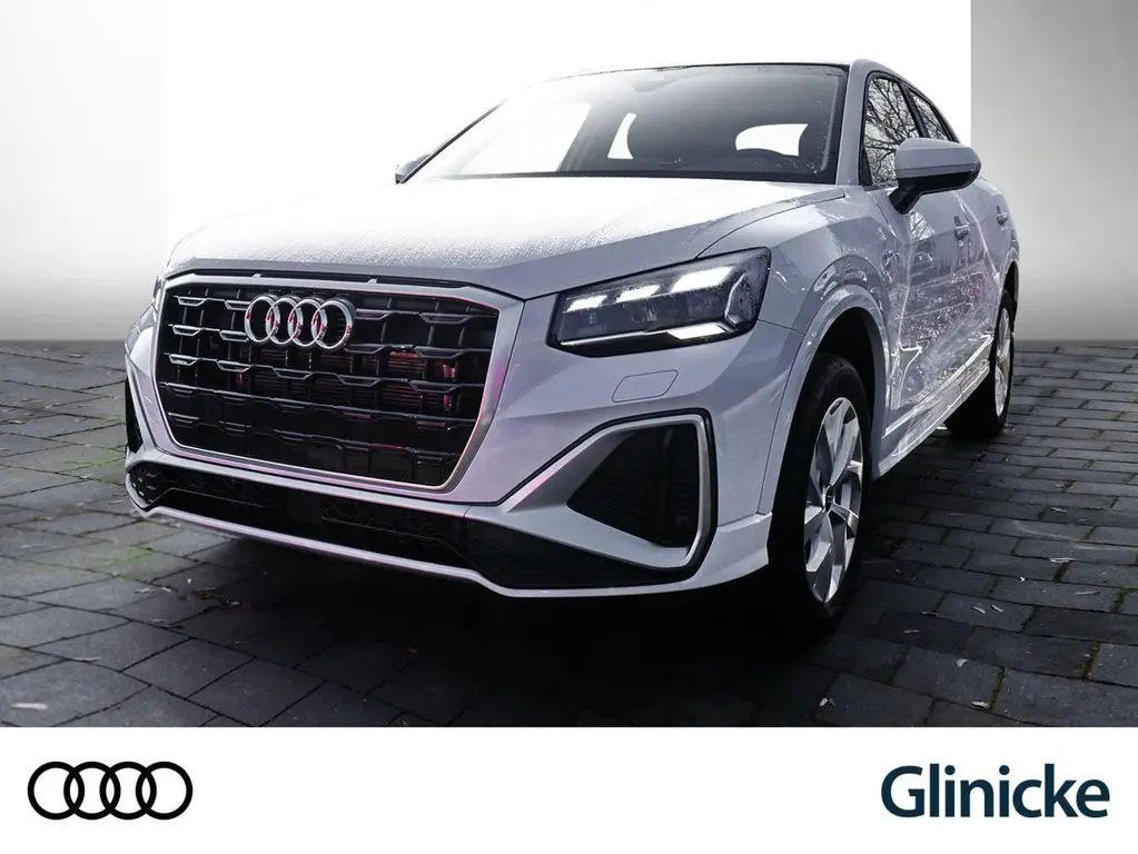 Photo 1 : Audi Q2 2024 Essence