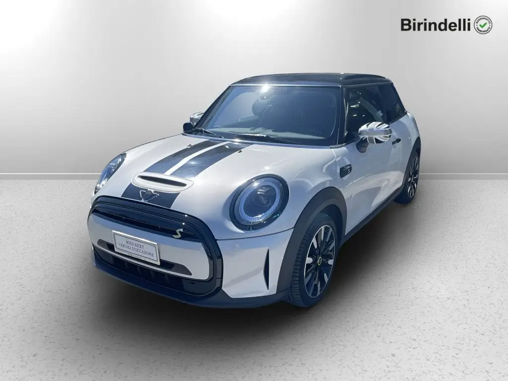 Photo 1 : Mini Cooper 2021 Non renseigné