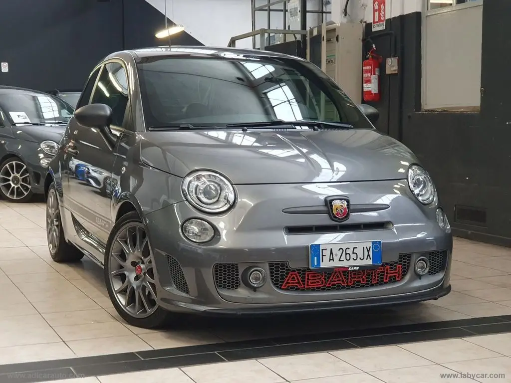 Photo 1 : Abarth 595 2015 Petrol