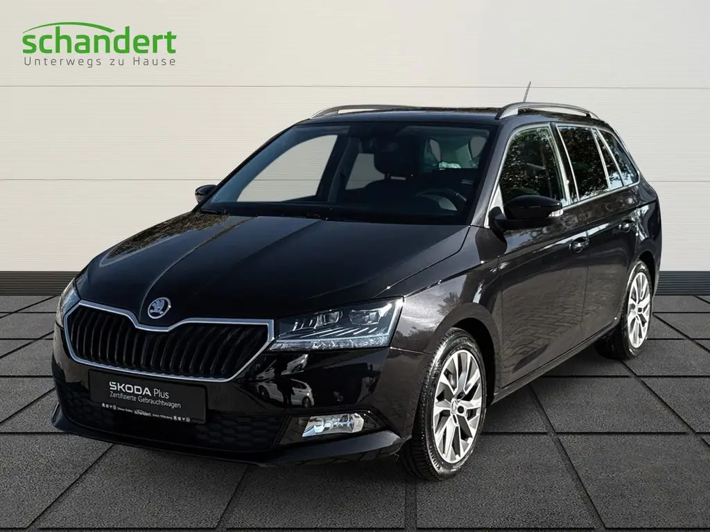 Photo 1 : Skoda Fabia 2022 Essence