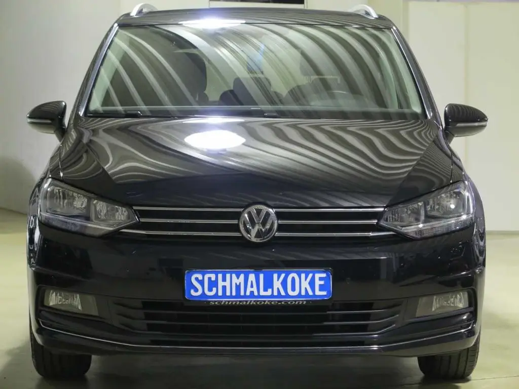 Photo 1 : Volkswagen Touran 2020 Essence