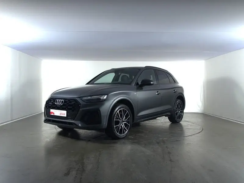 Photo 1 : Audi Q5 2021 Autres