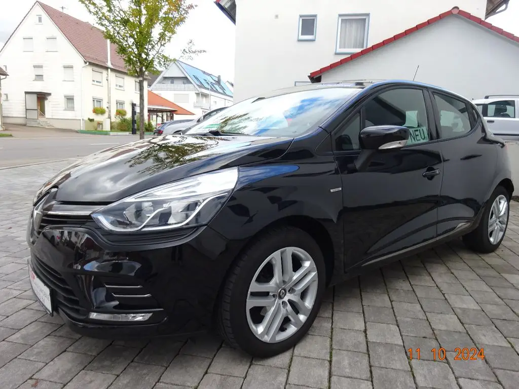 Photo 1 : Renault Clio 2019 Petrol