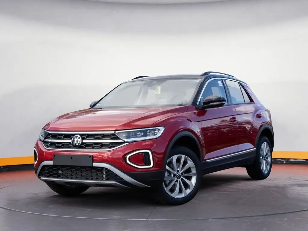 Photo 1 : Volkswagen T-roc 2023 Essence