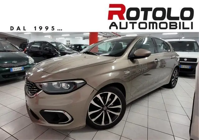 Photo 1 : Fiat Tipo 2018 Others