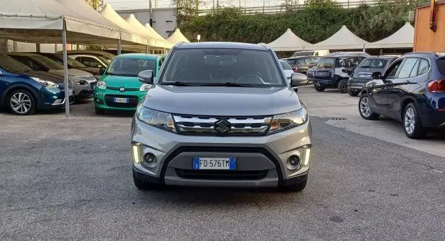 Photo 1 : Suzuki Vitara 2016 Petrol