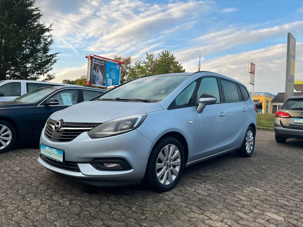 Photo 1 : Opel Zafira 2017 Diesel