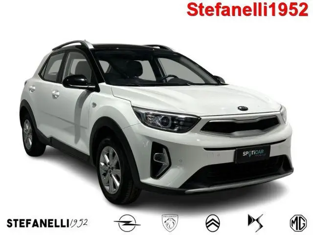 Photo 1 : Kia Stonic 2022 Autres