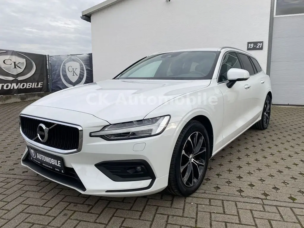 Photo 1 : Volvo V60 2020 Diesel