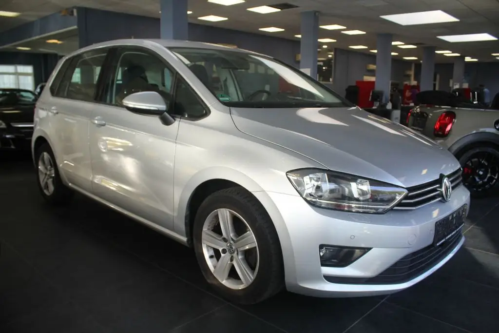 Photo 1 : Volkswagen Golf 2014 Essence