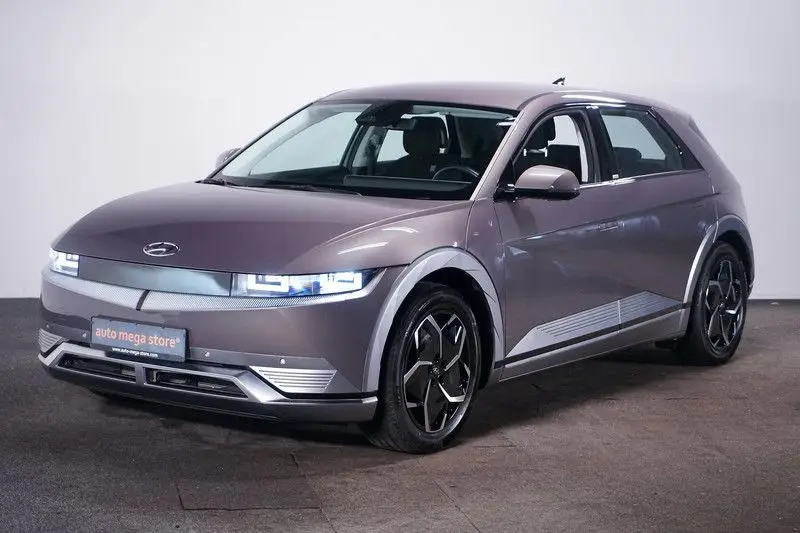 Photo 1 : Hyundai Ioniq 2021 Non renseigné