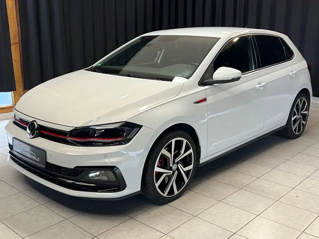 Photo 1 : Volkswagen Polo 2020 Petrol