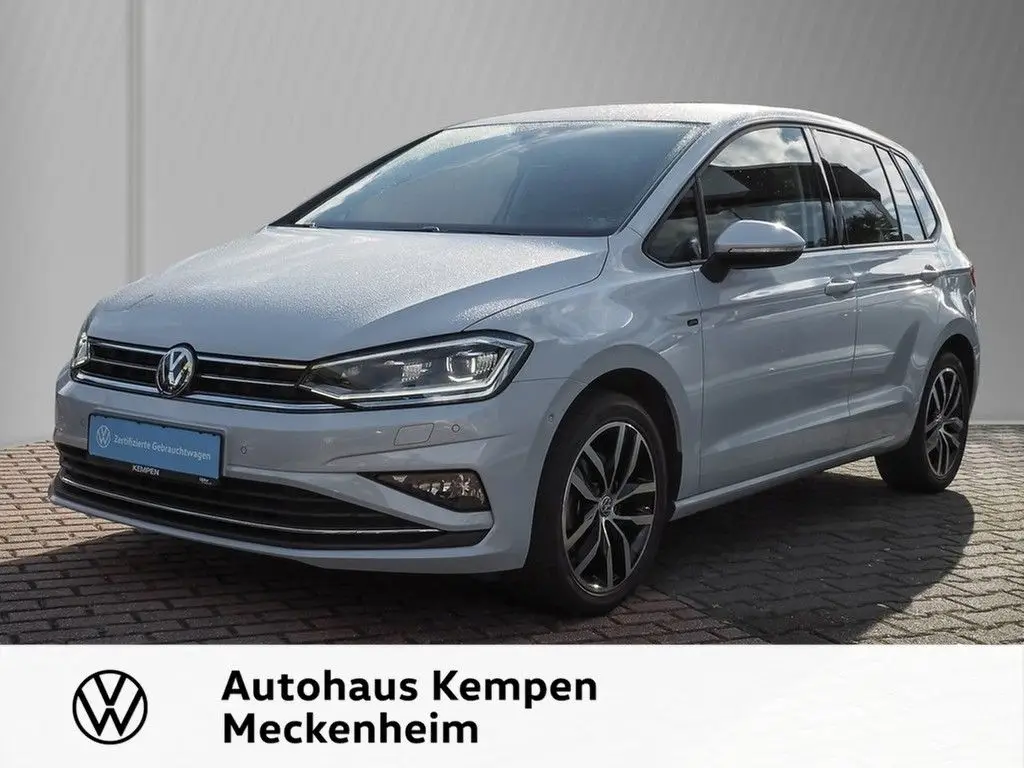 Photo 1 : Volkswagen Golf 2018 Petrol