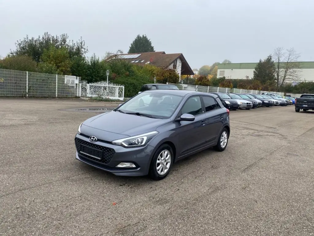 Photo 1 : Hyundai I20 2016 Petrol