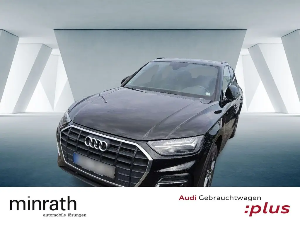 Photo 1 : Audi Q5 2021 Hybrid