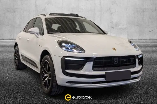 Photo 1 : Porsche Macan 2023 Petrol