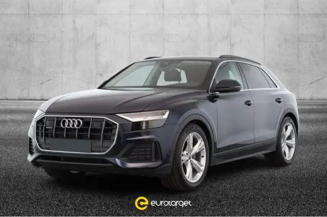 Photo 1 : Audi Q8 2023 Hybride