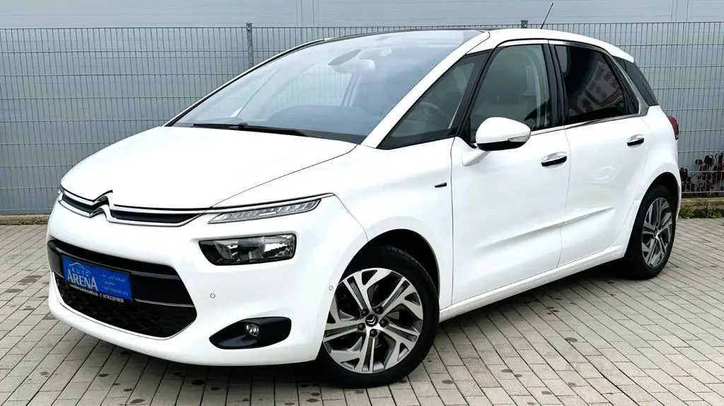 Photo 1 : Citroen C4 2015 Petrol