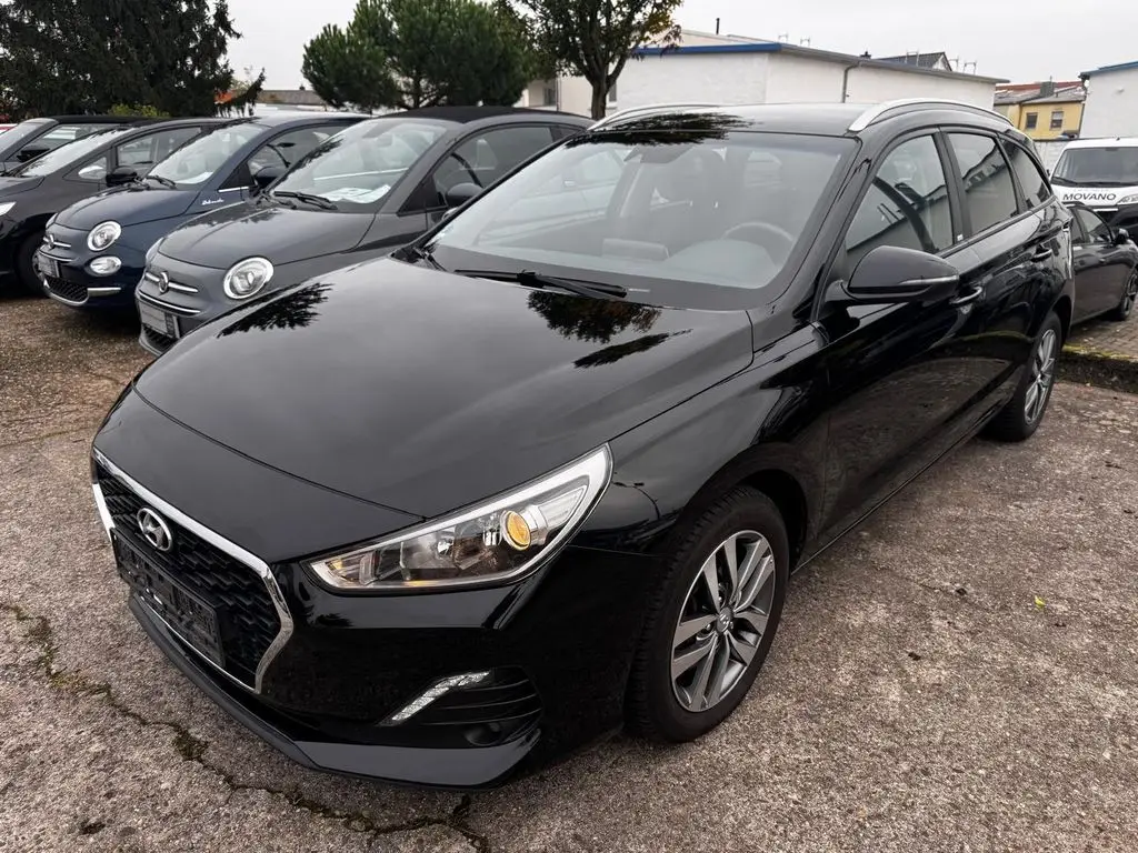 Photo 1 : Hyundai I30 2019 Petrol