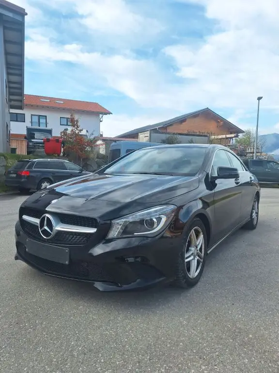 Photo 1 : Mercedes-benz Classe Cla 2015 Essence