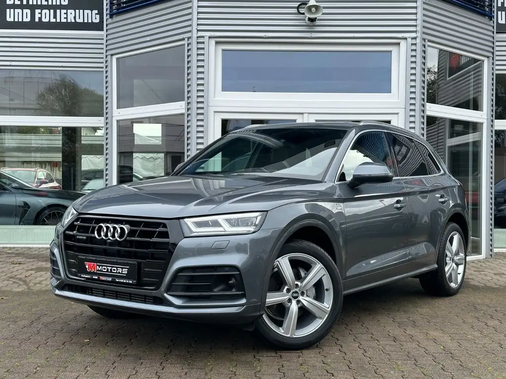 Photo 1 : Audi Q5 2019 Essence