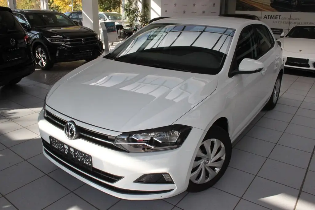 Photo 1 : Volkswagen Polo 2020 Essence