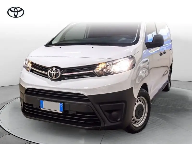 Photo 1 : Toyota Proace 2023 Not specified