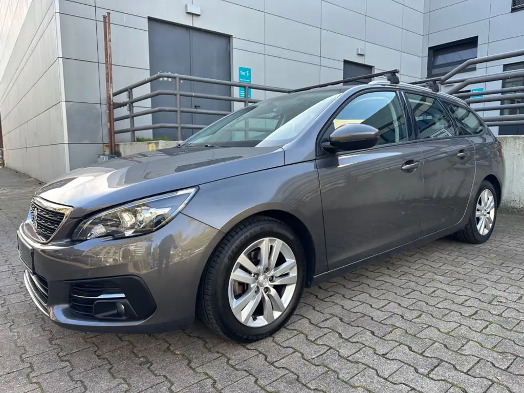 Photo 1 : Peugeot 308 2017 Diesel