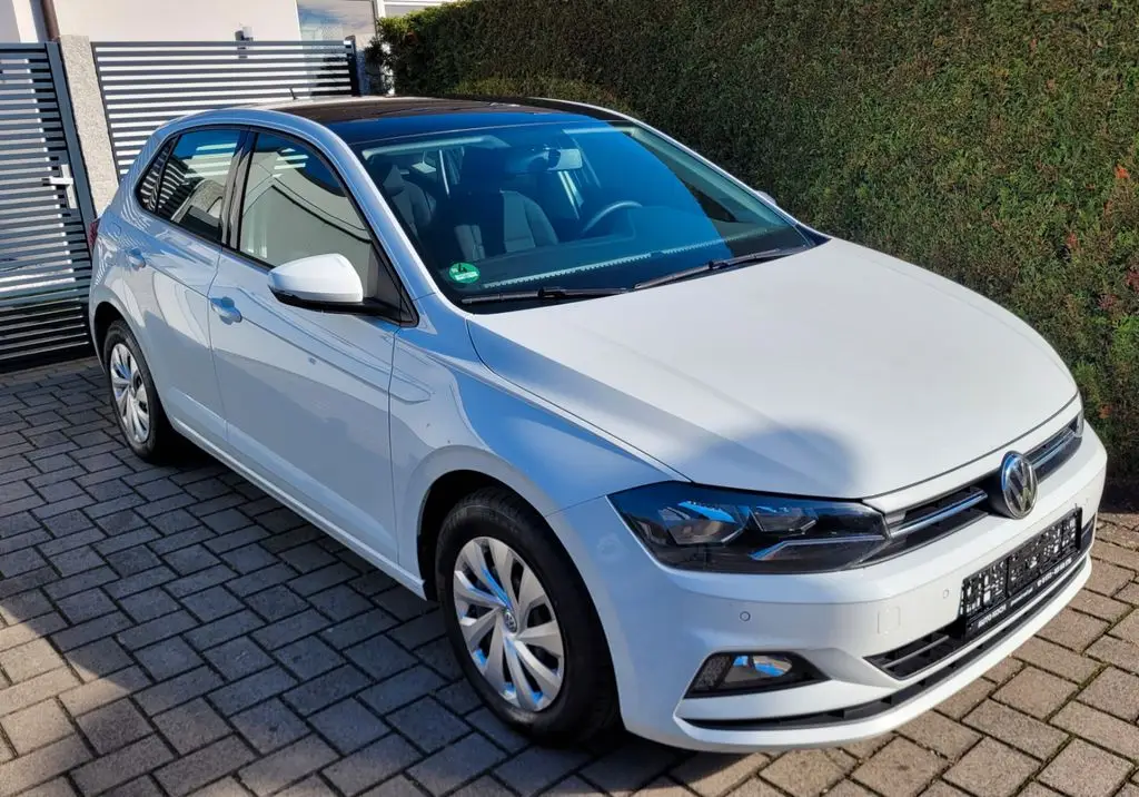 Photo 1 : Volkswagen Polo 2020 Essence