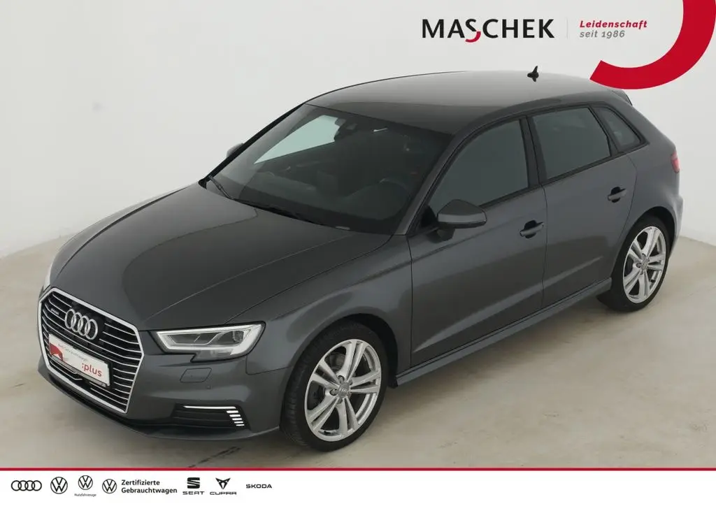 Photo 1 : Audi A3 2020 Hybrid