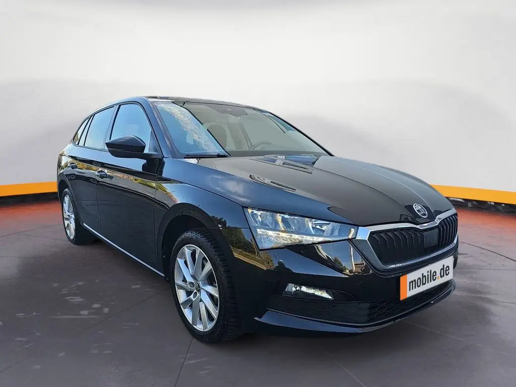 Photo 1 : Skoda Scala 2023 Petrol