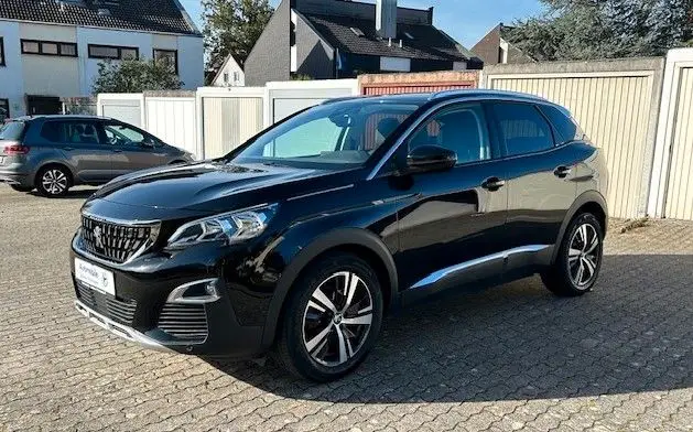 Photo 1 : Peugeot 3008 2017 Essence