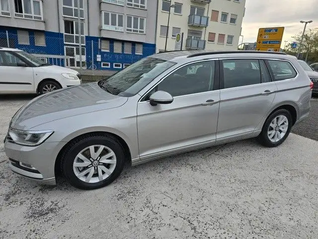 Photo 1 : Volkswagen Passat 2015 Diesel