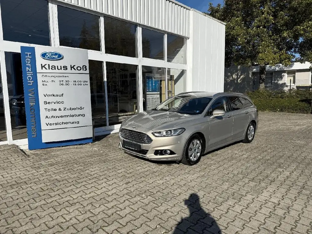 Photo 1 : Ford Mondeo 2015 Essence