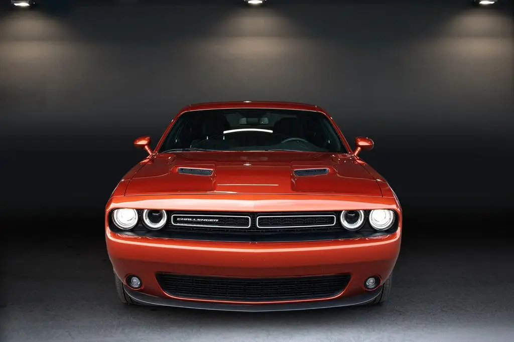 Photo 1 : Dodge Challenger 2024 Essence