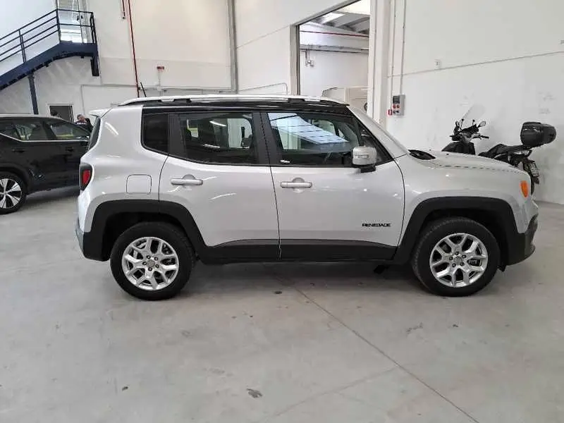 Photo 1 : Jeep Renegade 2018 Diesel