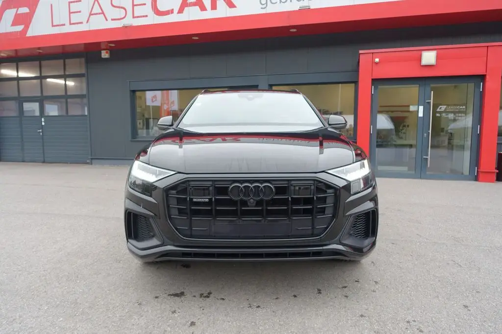 Photo 1 : Audi Q8 2019 Diesel